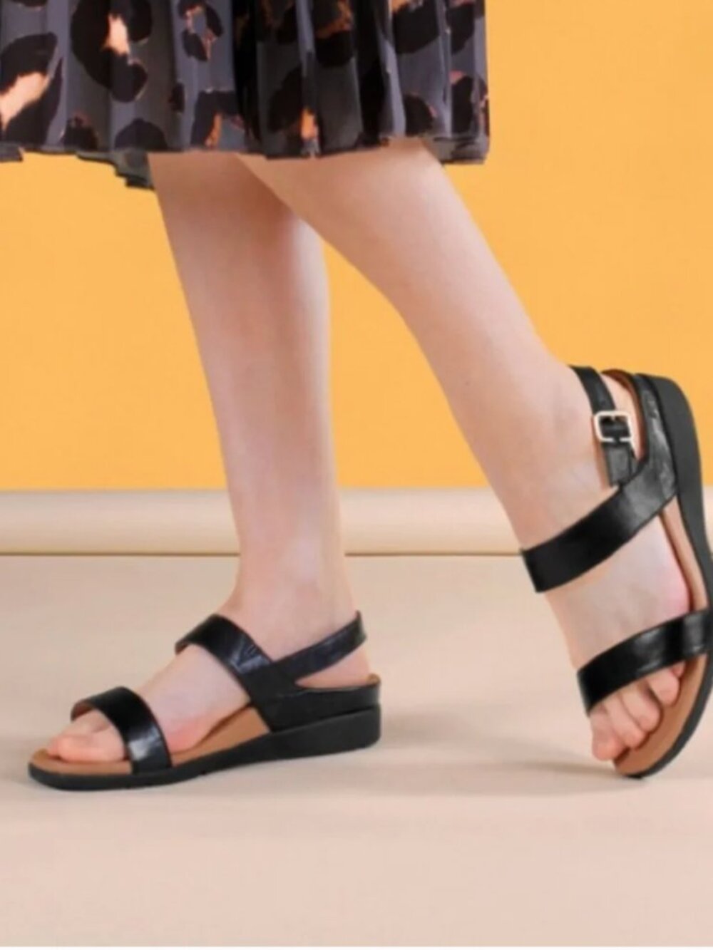 Strive Lucia Sandals Open Toe Shoes Leather Comfortable Arch Supportive Black 8